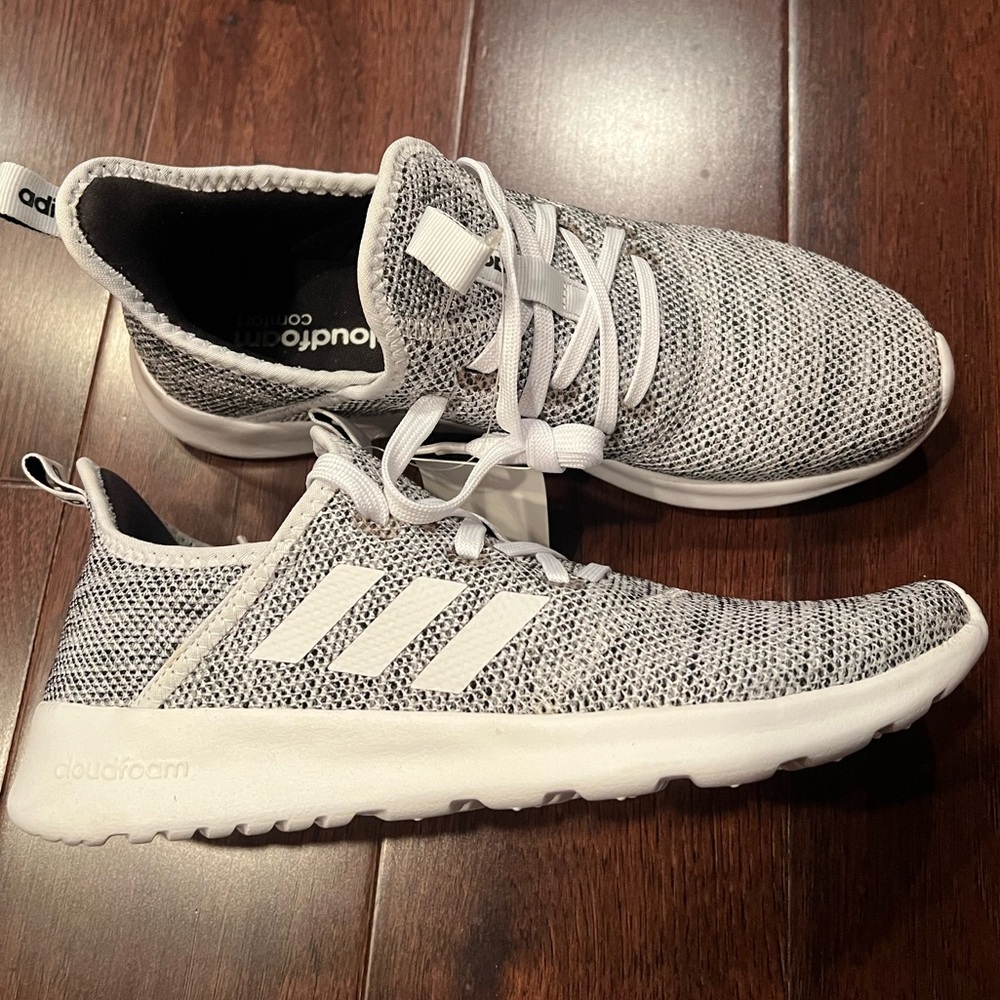 NEW size 8 sold out Adidas CloudFoamPure Running Shoes